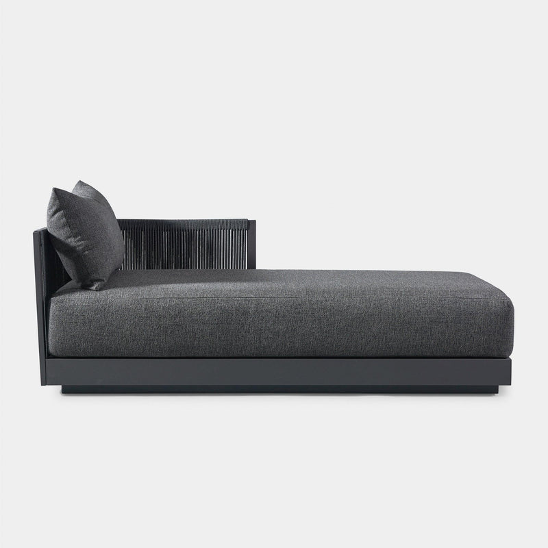 Antigua Chaise Right | Aluminum Asteroid, Panama Grafito, Rope Dark Grey