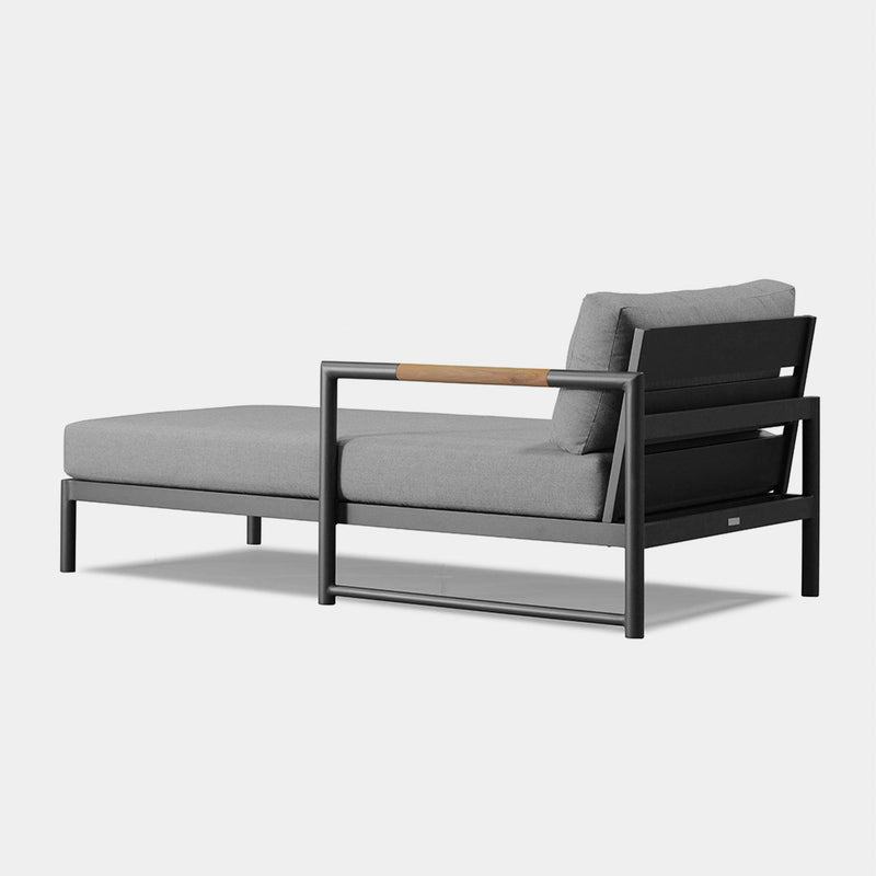 Breeze Xl Chaise Right | Aluminum Asteroid, Panama Grafito,