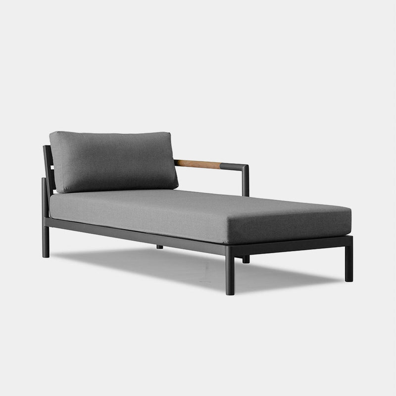 Breeze Xl Chaise Right | Aluminum Asteroid, Panama Grafito,