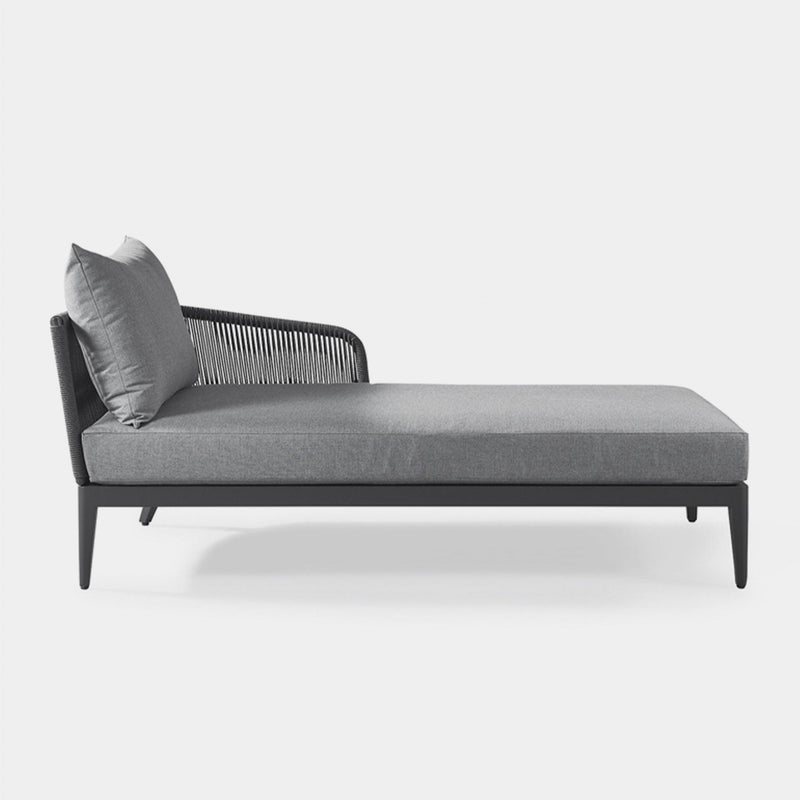 Hamilton Chaise Right | Aluminum Asteroid, Panama Grafito, Rope Dark Grey