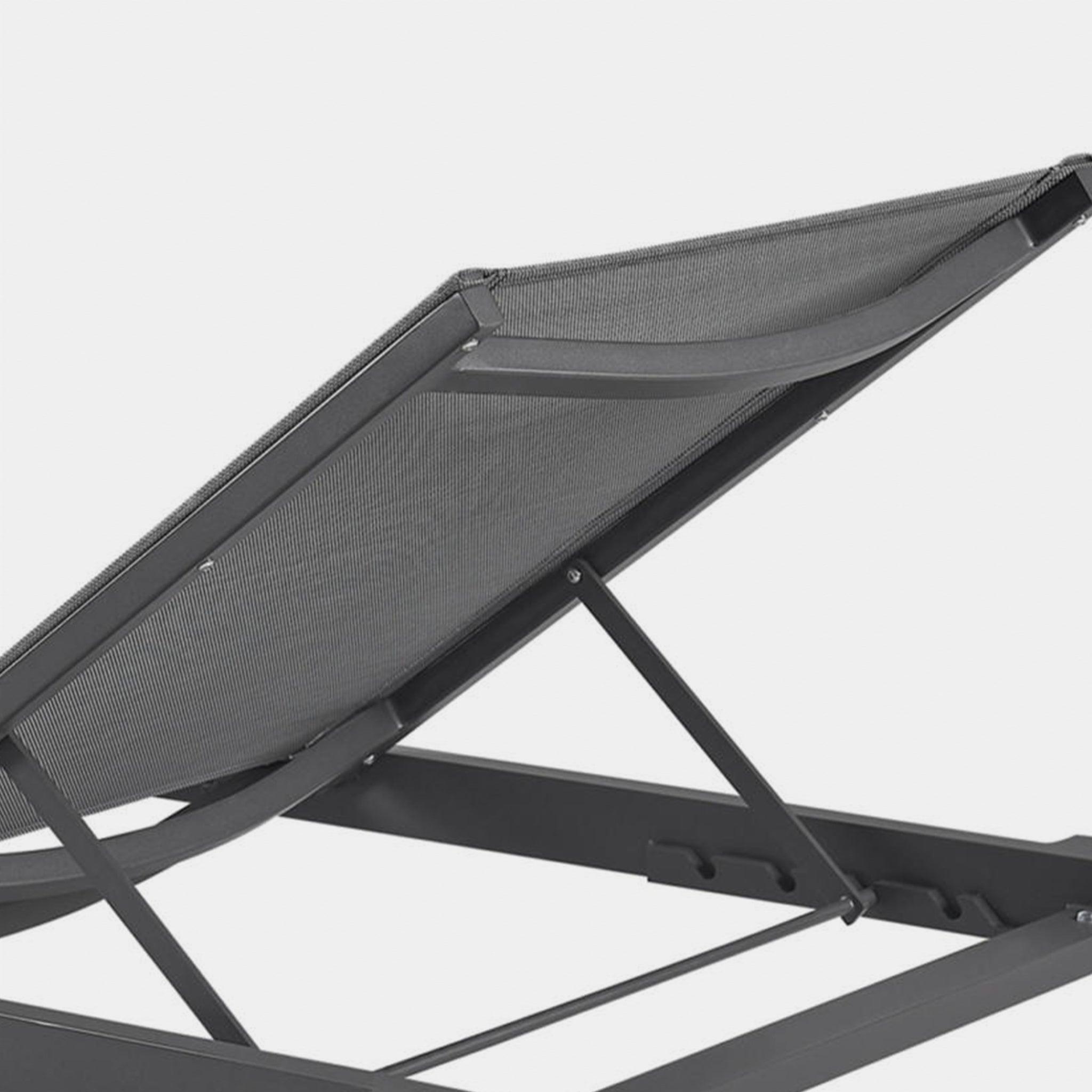 Loop Stacking Sun Lounge – Harbour Outdoor Australia