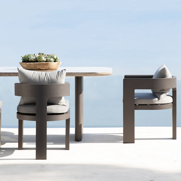 Victoria Dining Table 2600 | Aluminum Asteroid, Travertine Dark Grey,