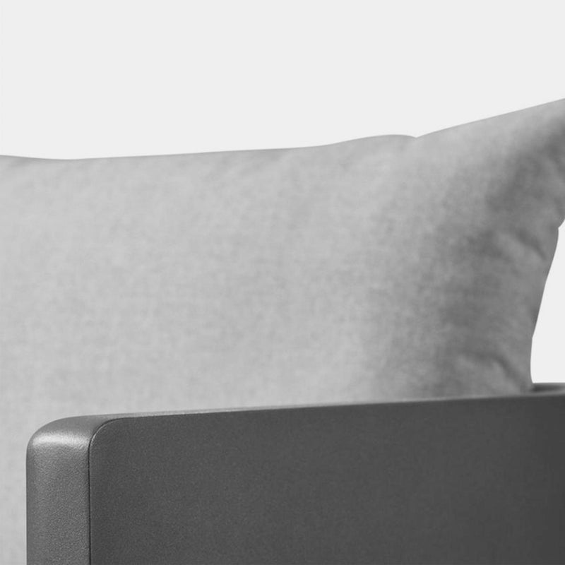 Victoria Lounge Chair | Aluminum Asteroid, Panama Grafito,